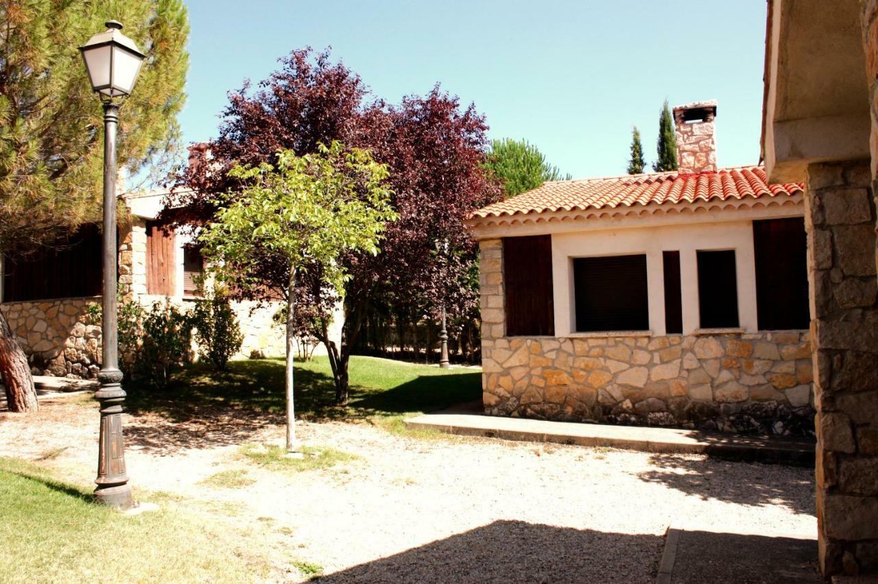 Aventura & Relax Cabanas Pena La Higuera Вільяльба-де-ла-Сьєрра Екстер'єр фото